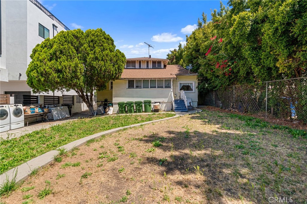 4458 Maplewood Avenue Property Photo 32
