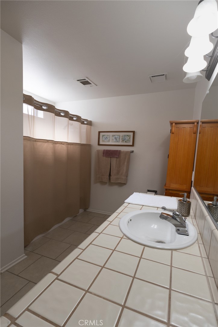 19258 Pine Property Photo 15