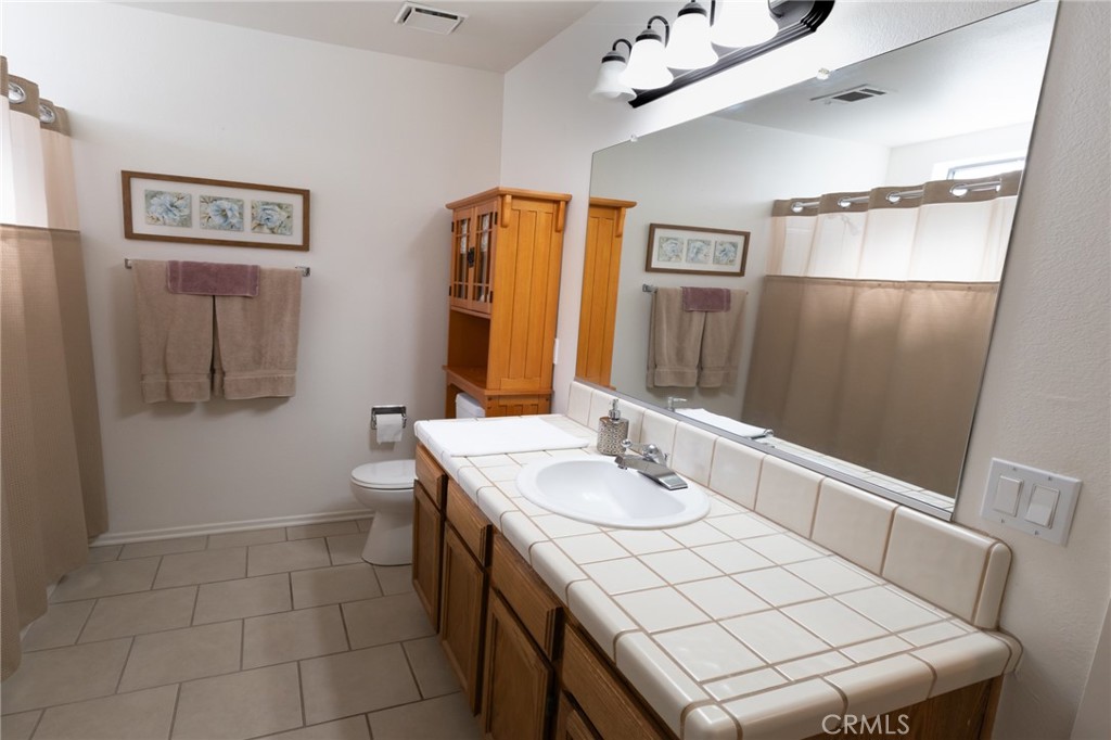 19258 Pine Property Photo 16