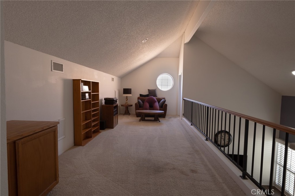 19258 Pine Property Photo 25
