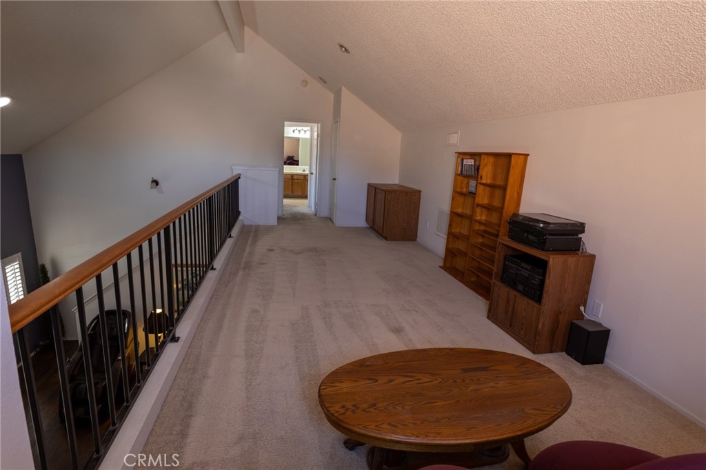 19258 Pine Property Photo 27
