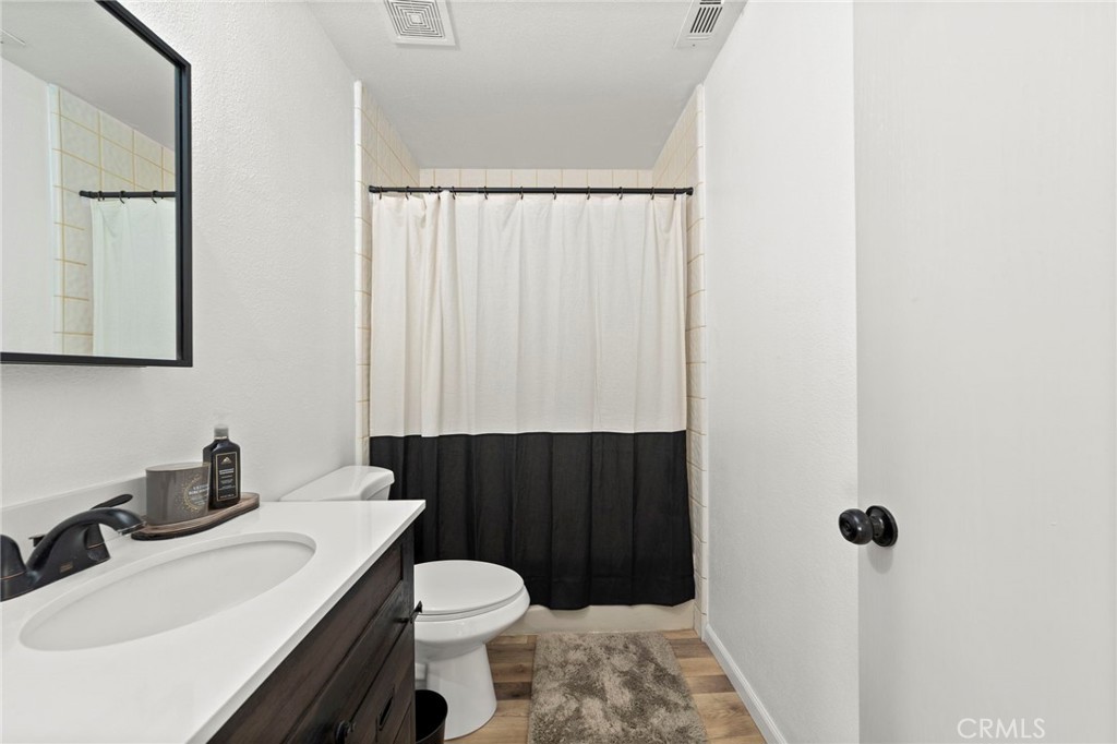 13300 Tamarisk Property Photo 22