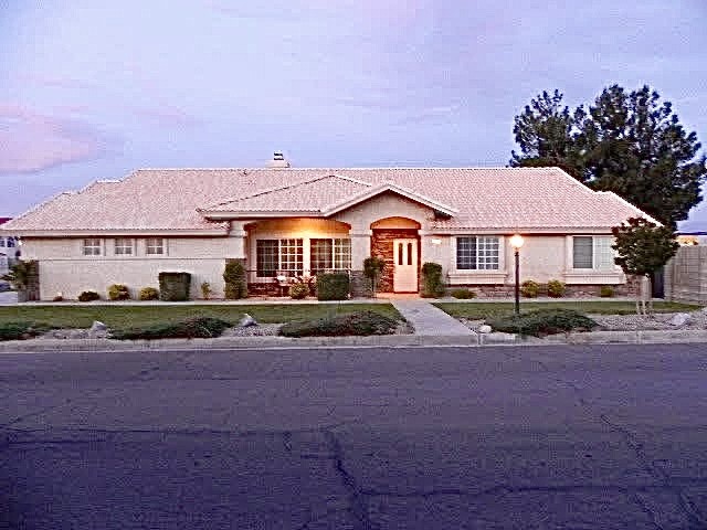 12515 Tamarisk Property Photo 1