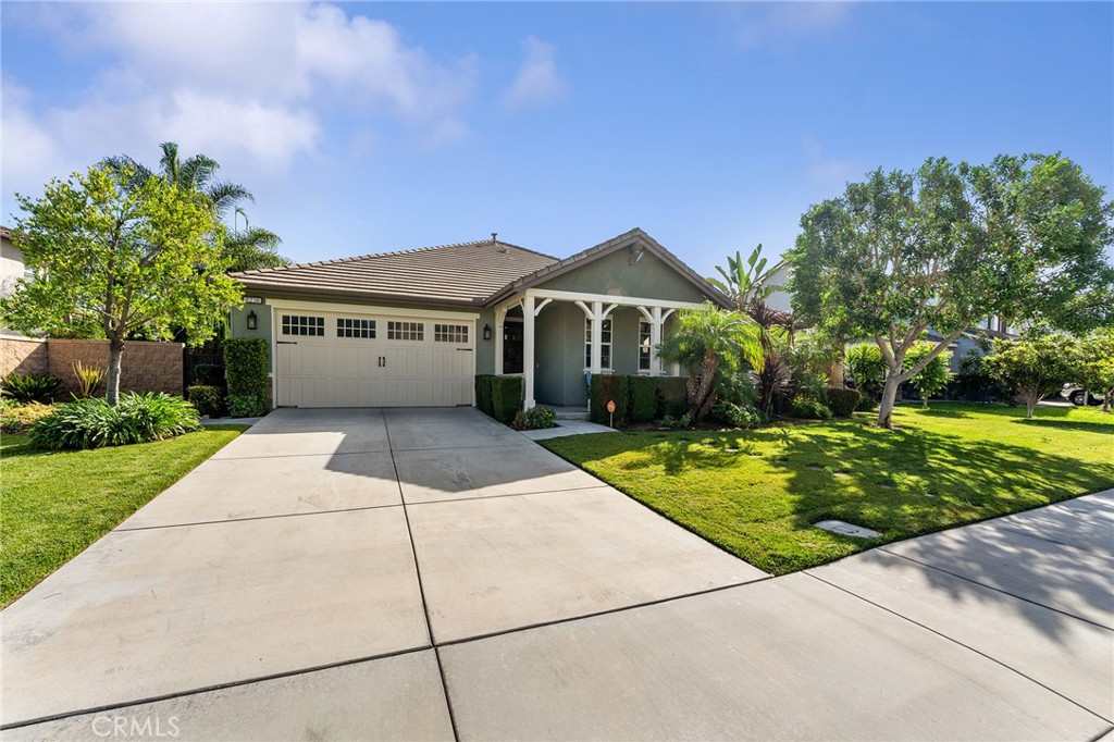 8238 Gamebird Street Property Photo 2