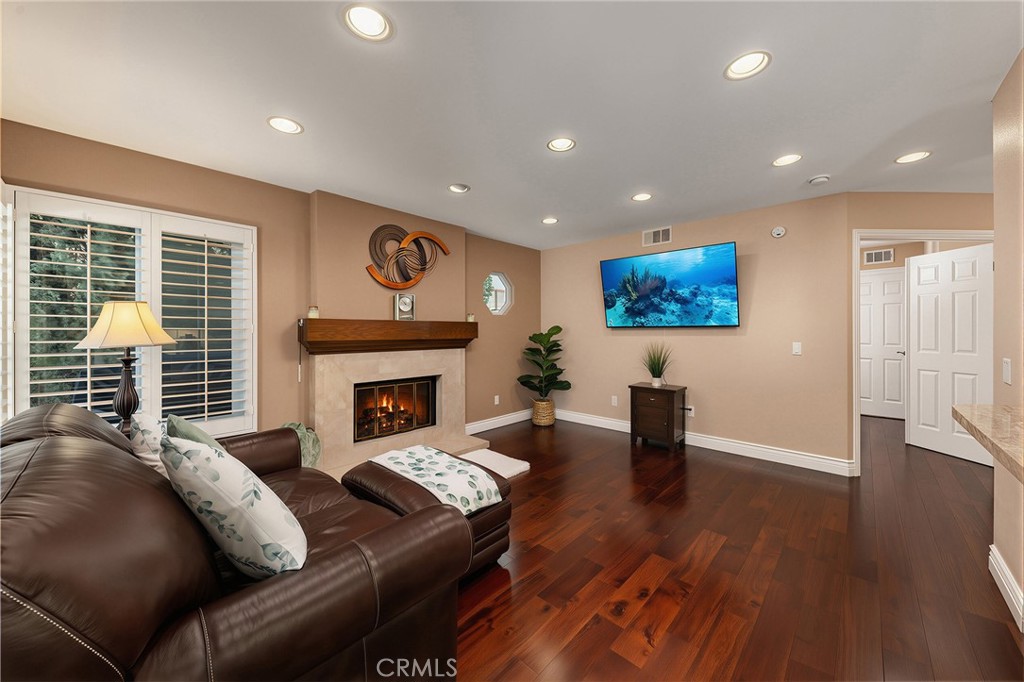 2525 Wandering Ridge Drive Property Photo 17