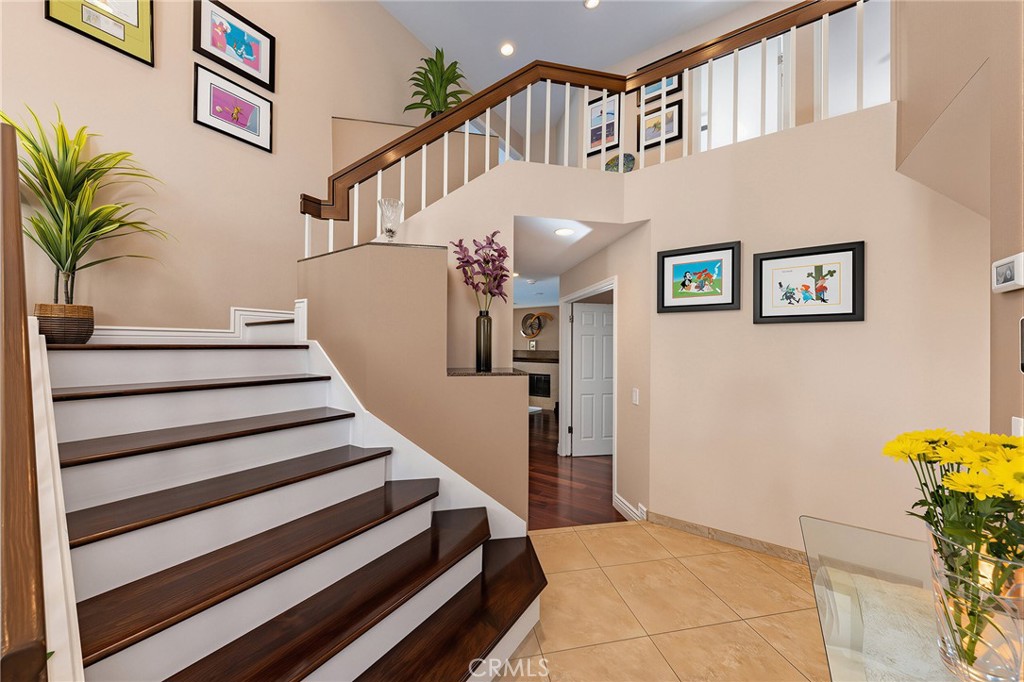 2525 Wandering Ridge Drive Property Photo 24