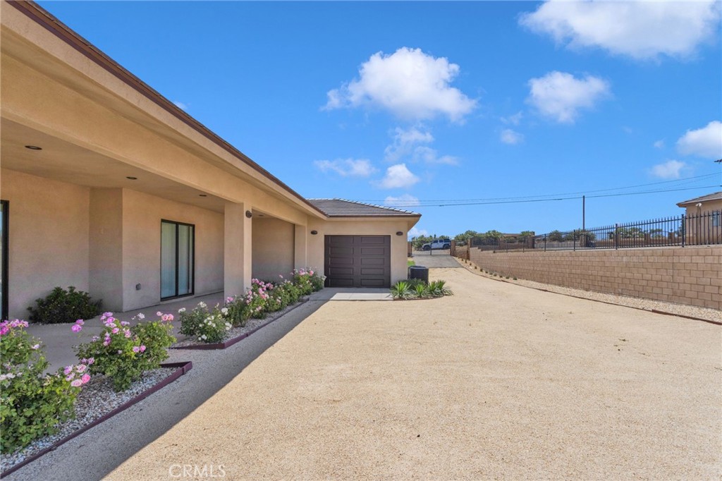 17840 Talisman Street Property Photo 8