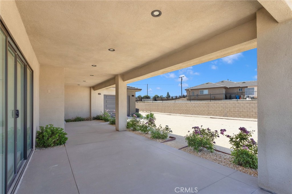 17840 Talisman Street Property Photo 10