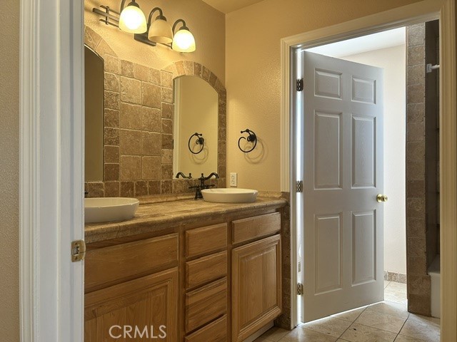 13955 Okesa Property Photo 7