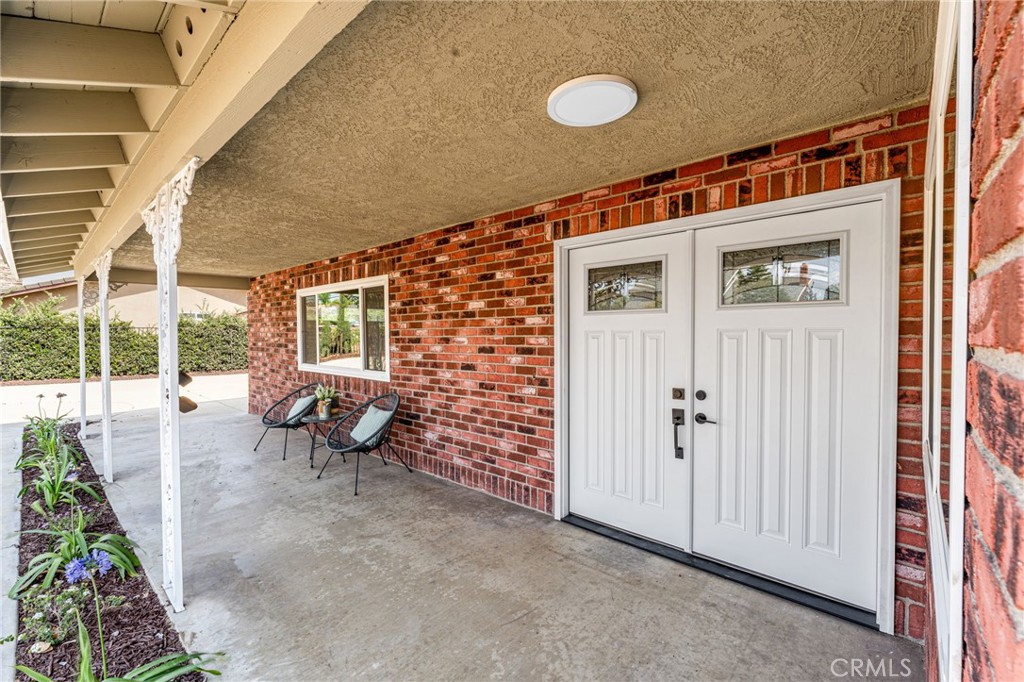 4565 Grand Avenue Property Photo 4
