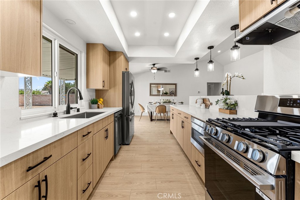 4565 Grand Avenue Property Photo 16