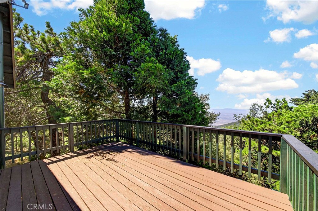 21515 Peak Circle Property Photo 20
