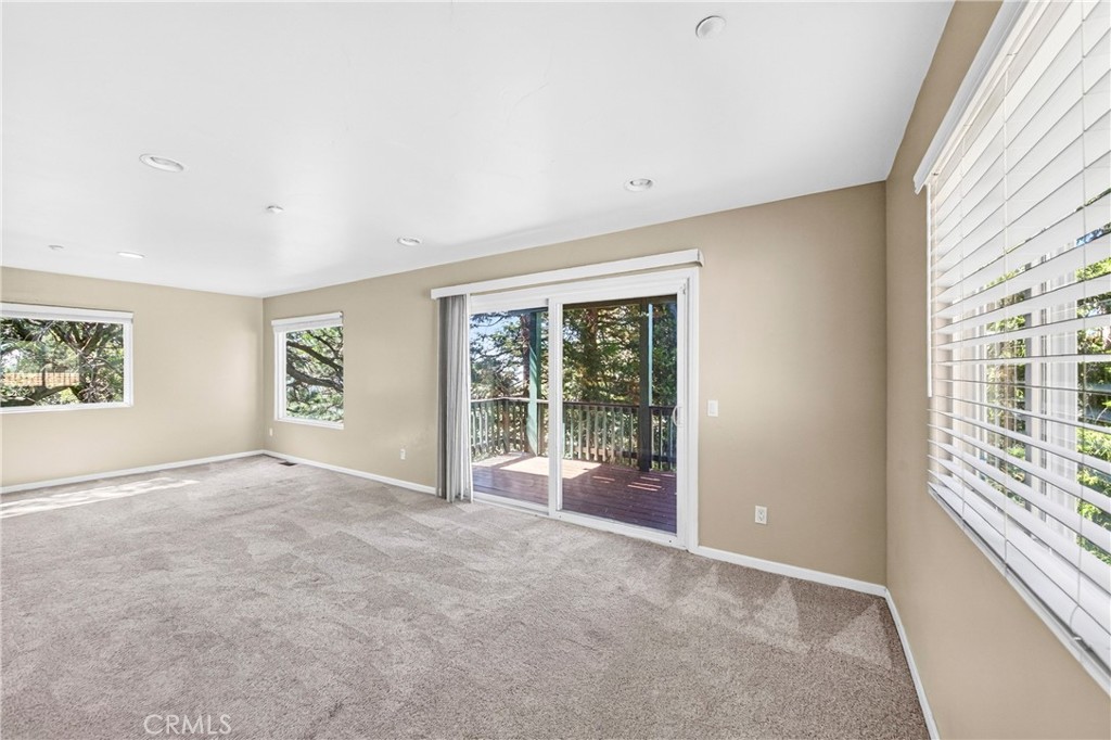 21515 Peak Circle Property Photo 34