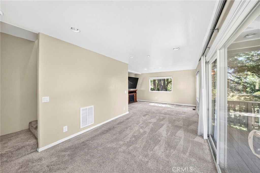21515 Peak Circle Property Photo 35