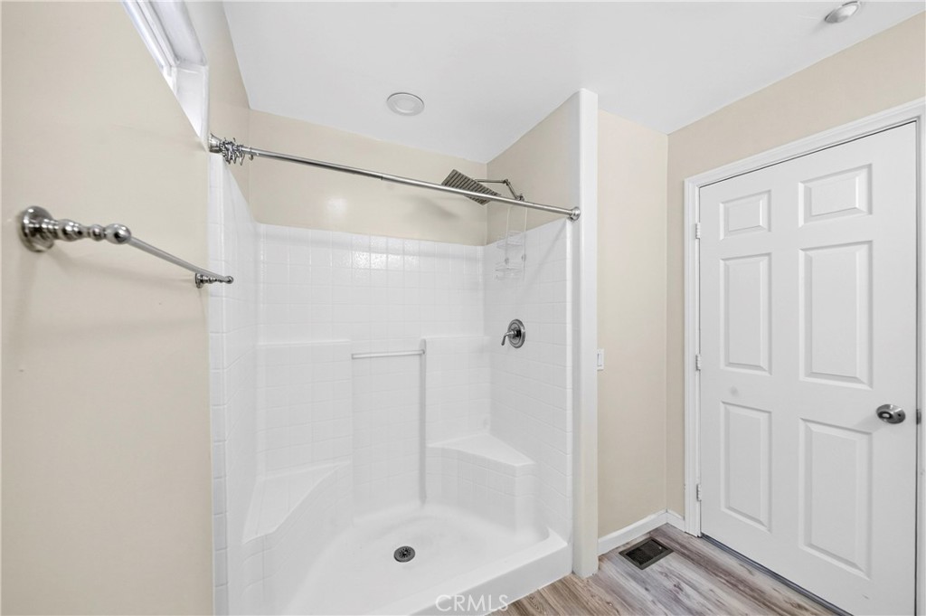 21515 Peak Circle Property Photo 38