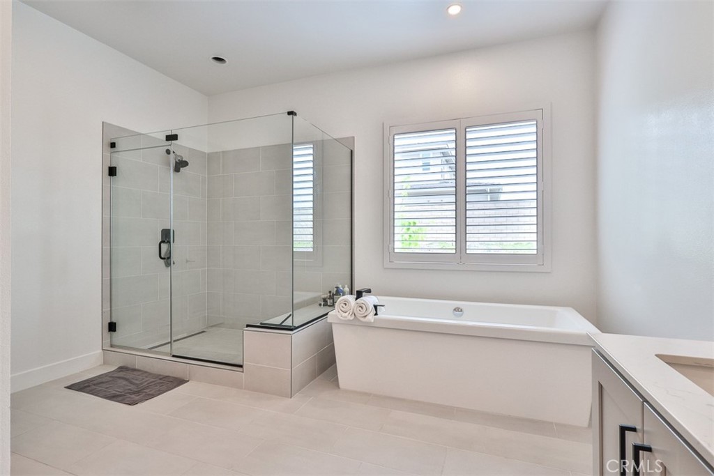 1112 W Empress Property Photo 16