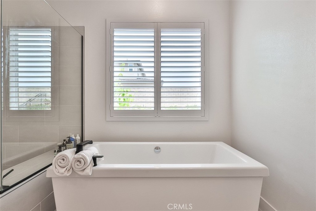 1112 W Empress Property Photo 17