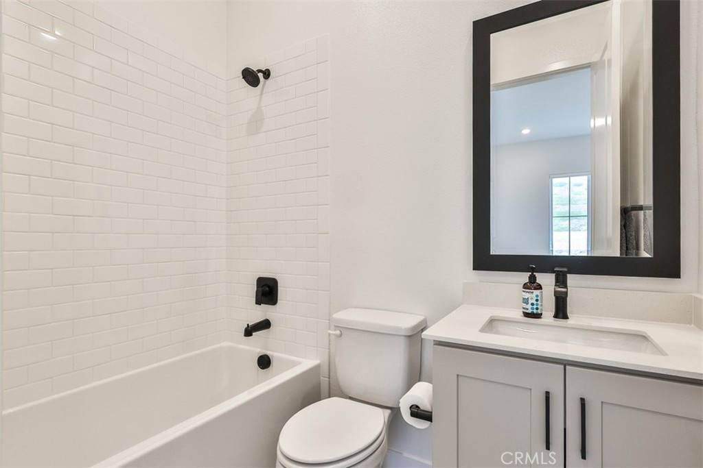 1112 W Empress Property Photo 50
