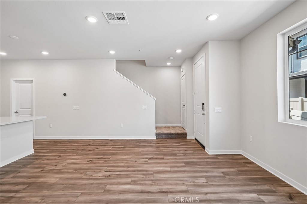 9833 Crossbay Loop 703 Property Photo 13