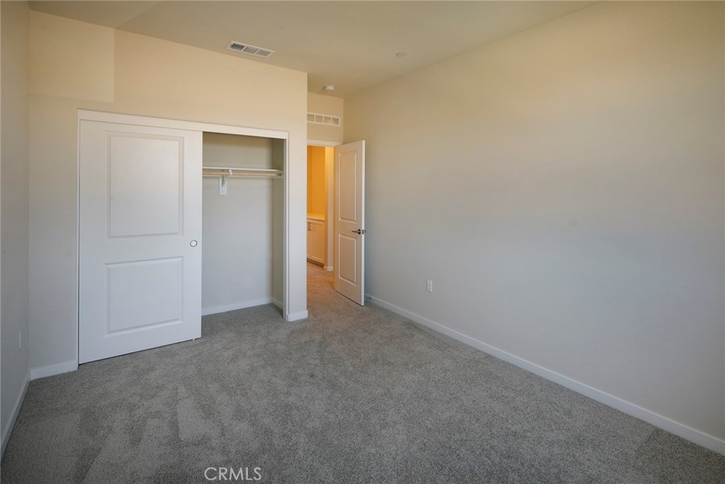 9833 Crossbay Loop 701 Property Photo 12