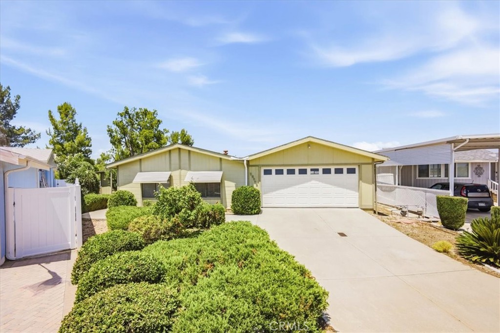 28900 Via La Espalda Property Photo 1
