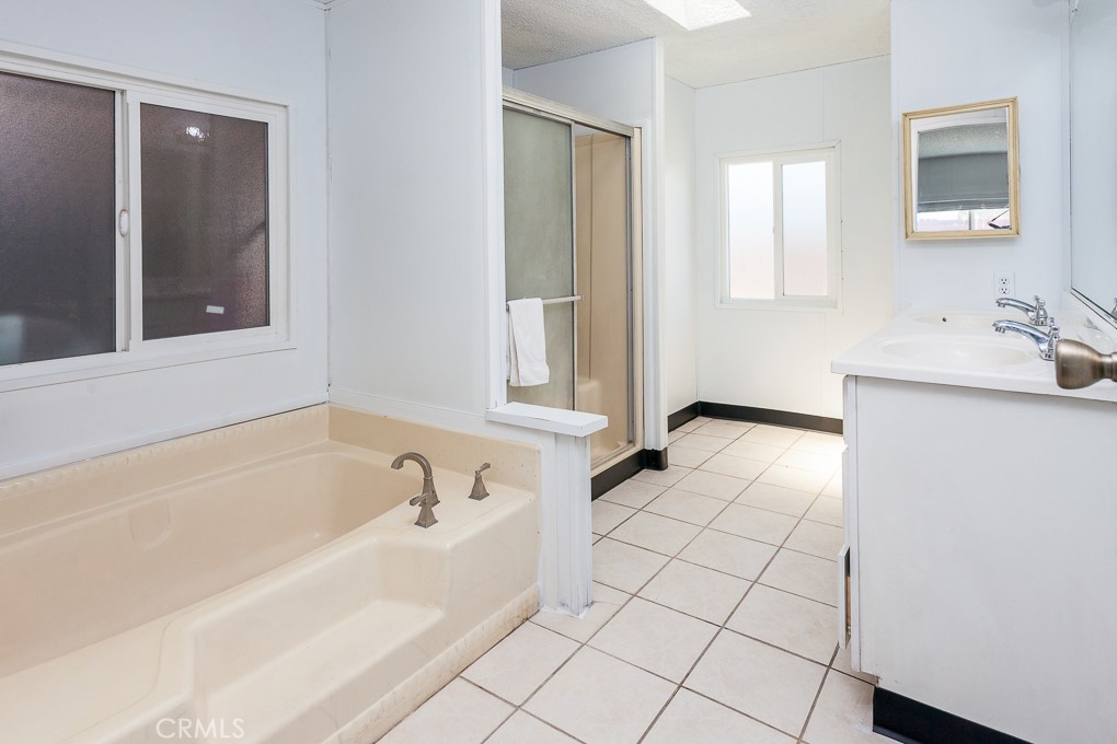 26962 Nudgent Street Property Photo 13