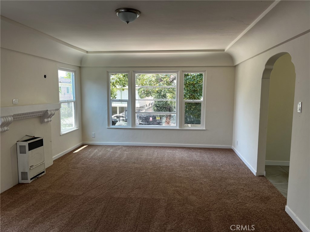 862 W 41st Street Property Photo 13