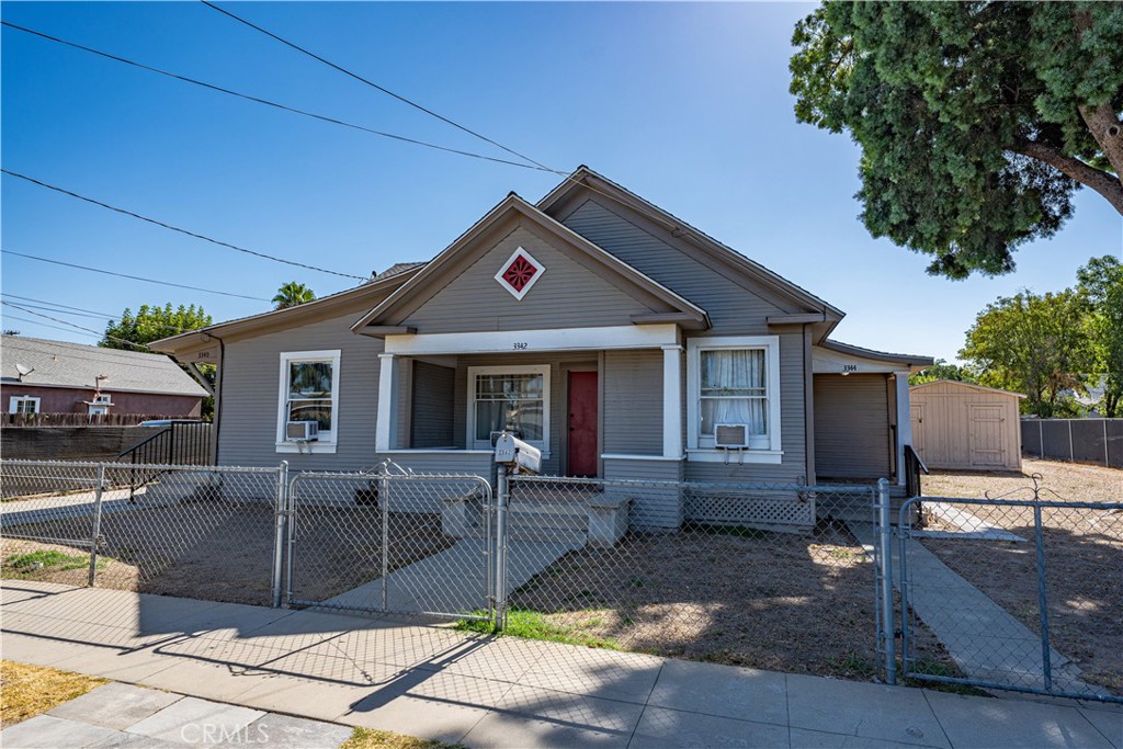 3342 Eucalyptus Avenue Property Photo 2