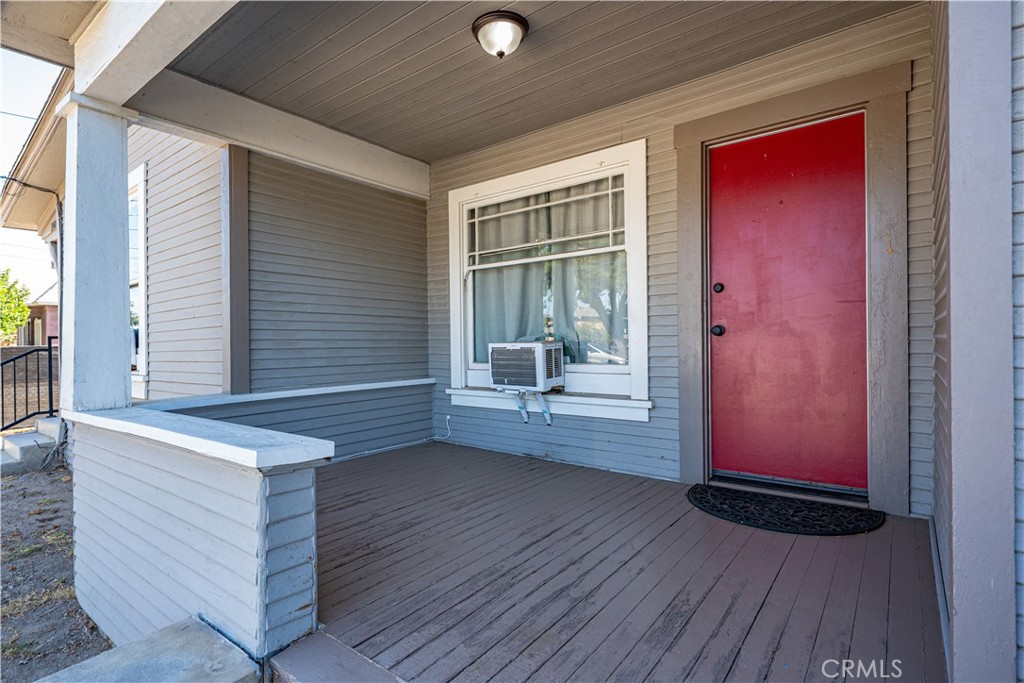 3342 Eucalyptus Avenue Property Photo 7