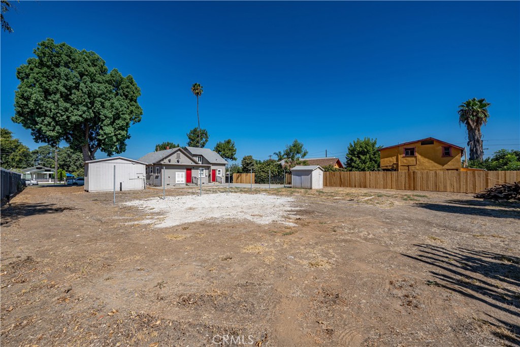 3342 Eucalyptus Avenue Property Photo 12