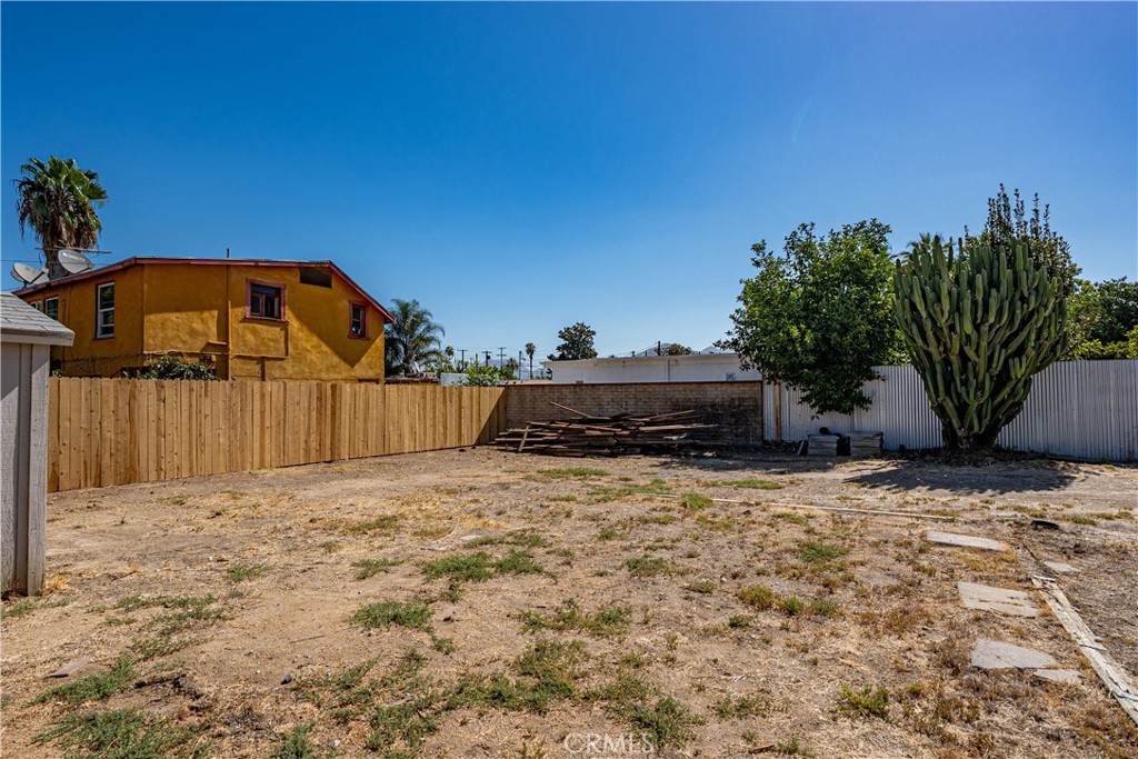 3342 Eucalyptus Avenue Property Photo 19