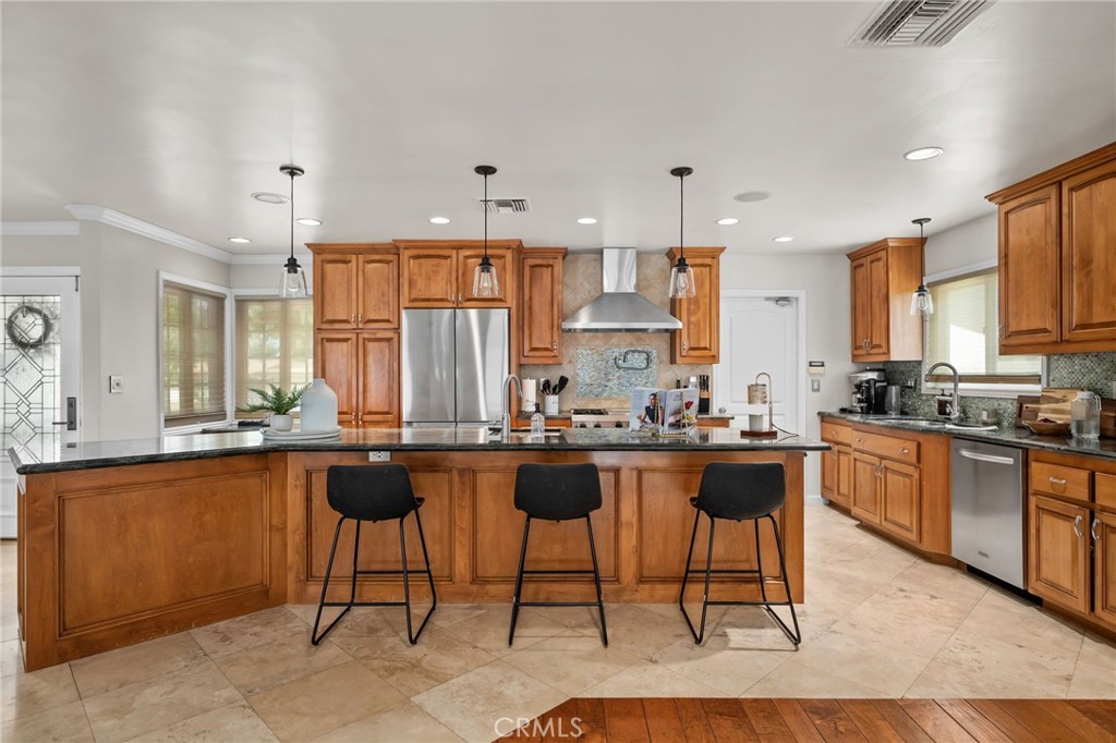518 Converse Property Photo 9