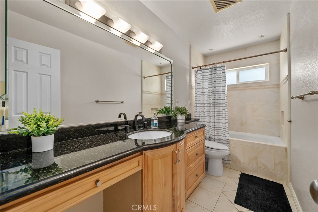 518 Converse Property Photo 27