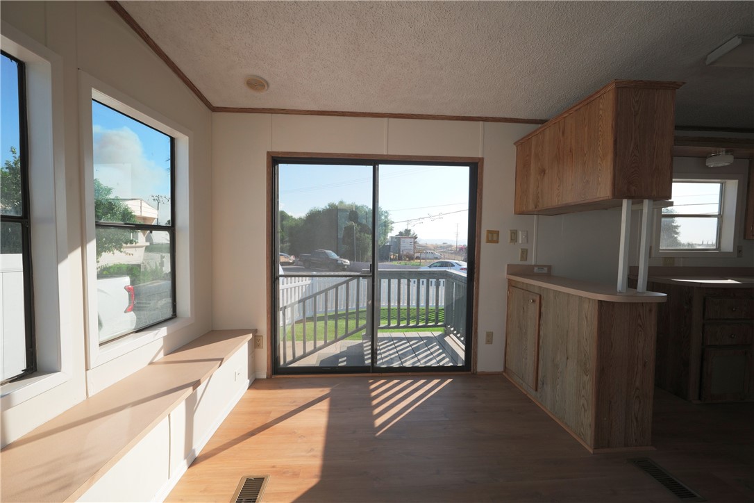 33848 Avenue G 29 Property Photo 6