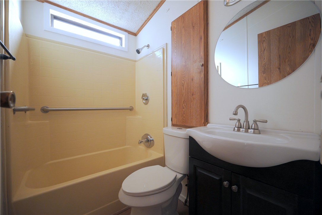 33848 Avenue G 29 Property Photo 11