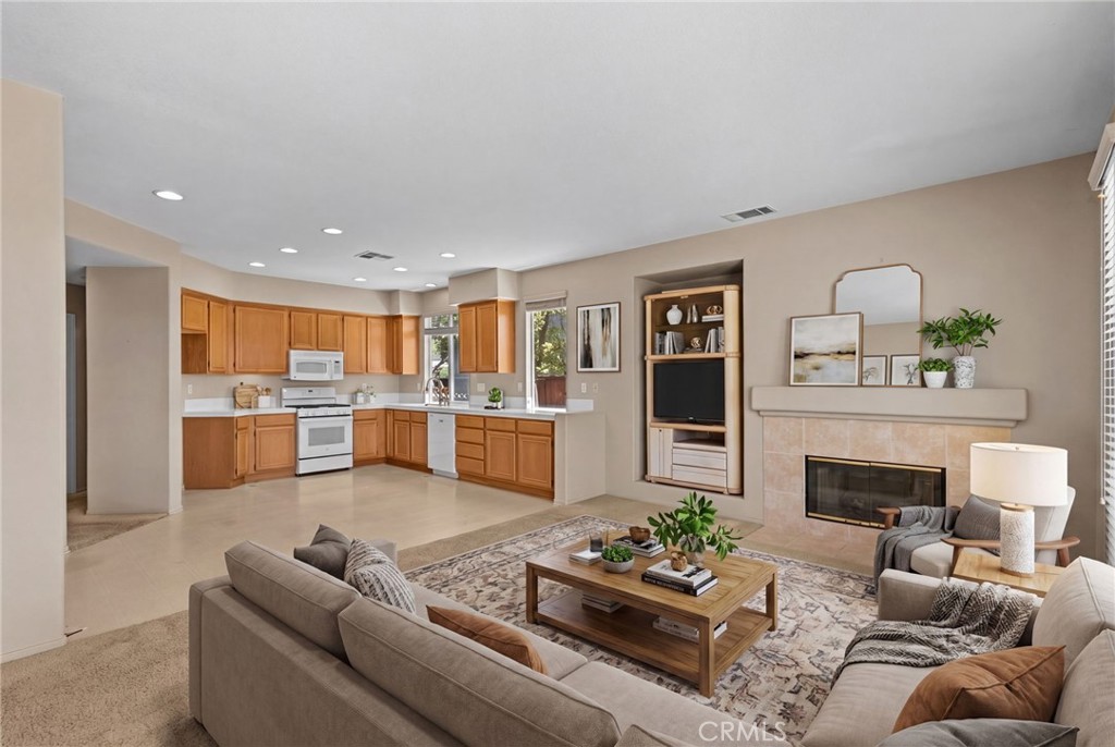 24231 Brillante Property Photo 5