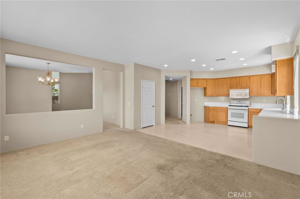 24231 Brillante Property Photo 11