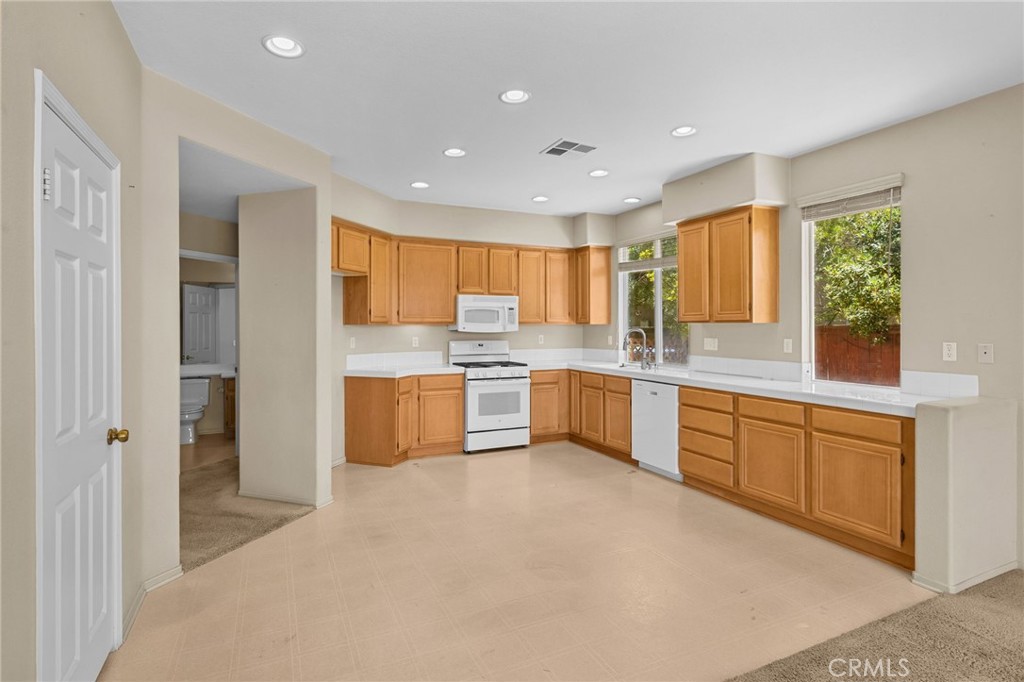 24231 Brillante Property Photo 12