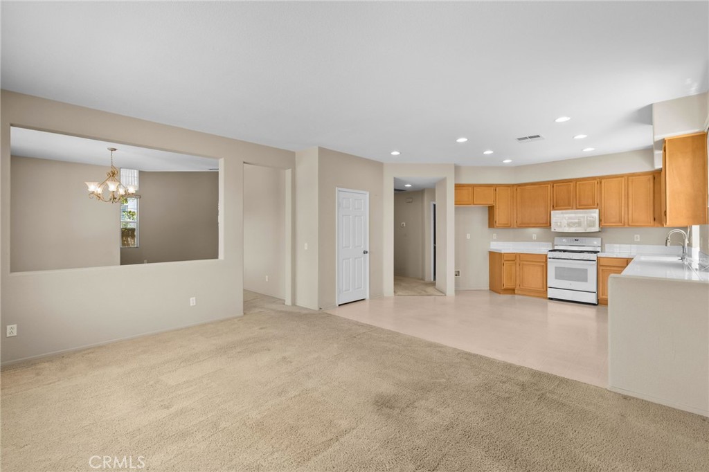 24231 Brillante Property Photo 14