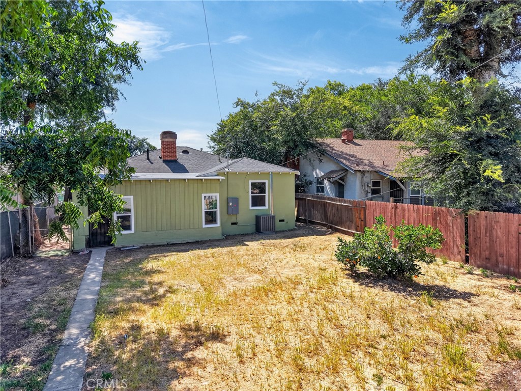 1673 N Mountain View Property Photo 18