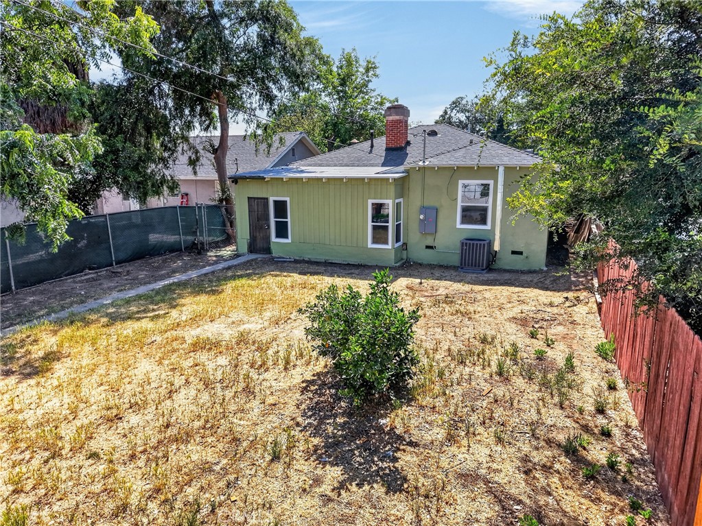 1673 N Mountain View Property Photo 19