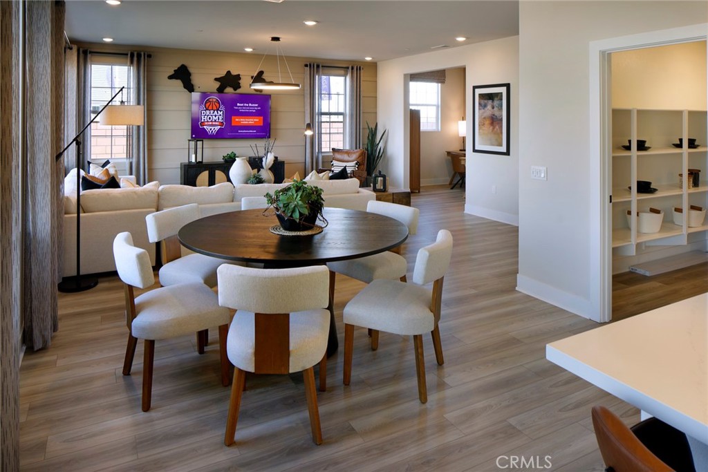 8582 Toyon Street Property Photo 1