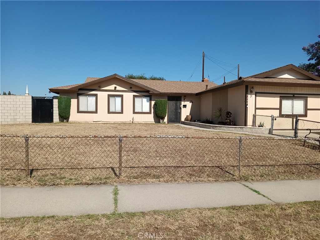 21330 E Calora Property Photo 1