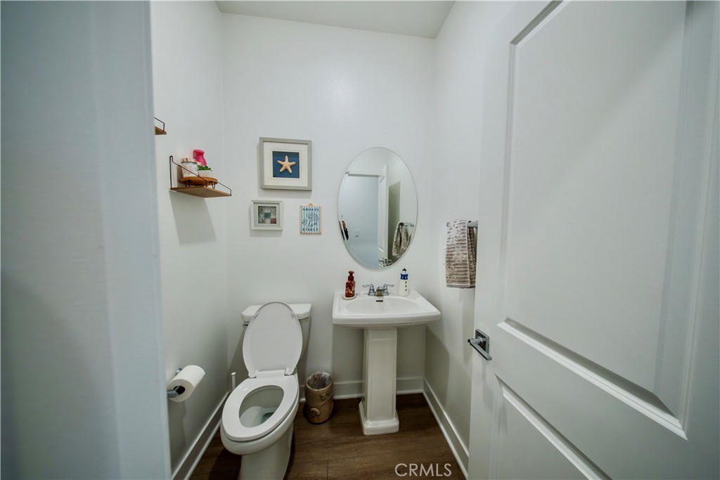 364 Castaic Way Property Photo 10