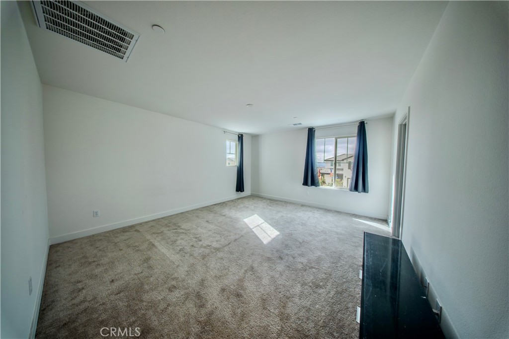 364 Castaic Way Property Photo 18