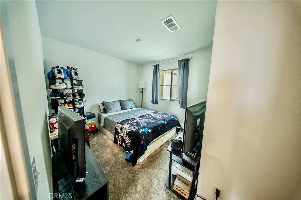 364 Castaic Way Property Photo 20