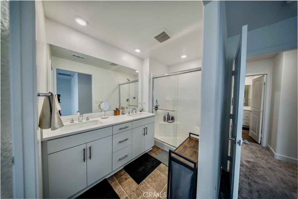 364 Castaic Way Property Photo 23
