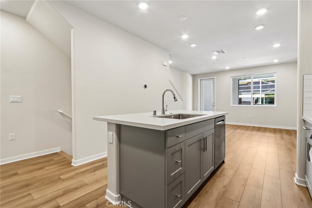 9536 Hannah Way Property Photo 1