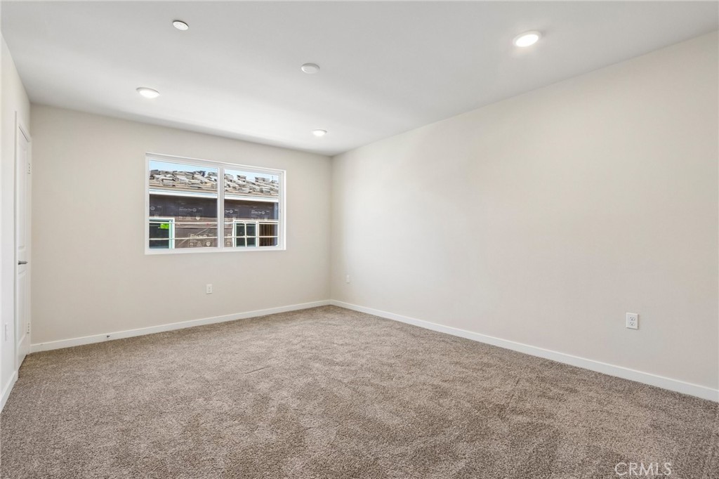 9536 Hannah Way Property Photo 9
