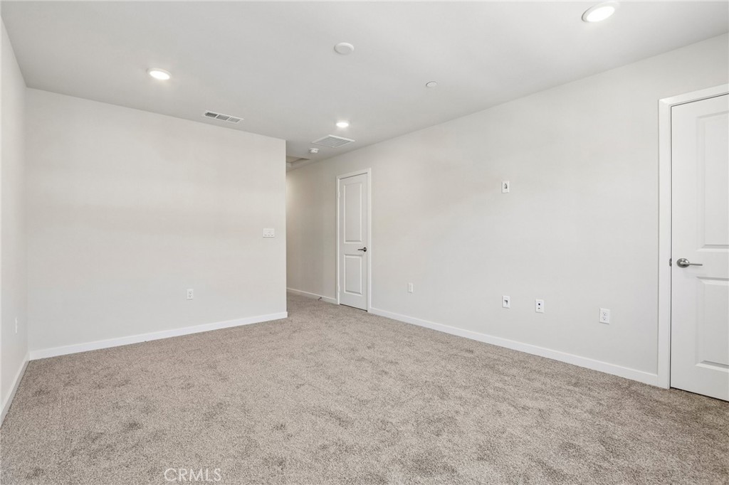 9536 Hannah Way Property Photo 11